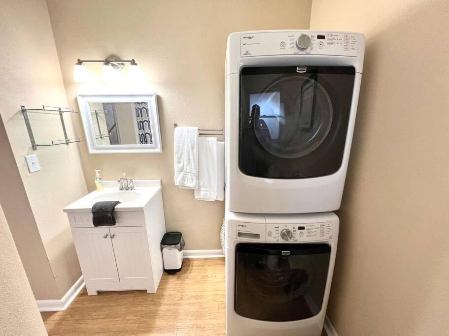 Central Private King Suit Washer Dryer 2 Miles To Hospital Winter Haven Exterior photo